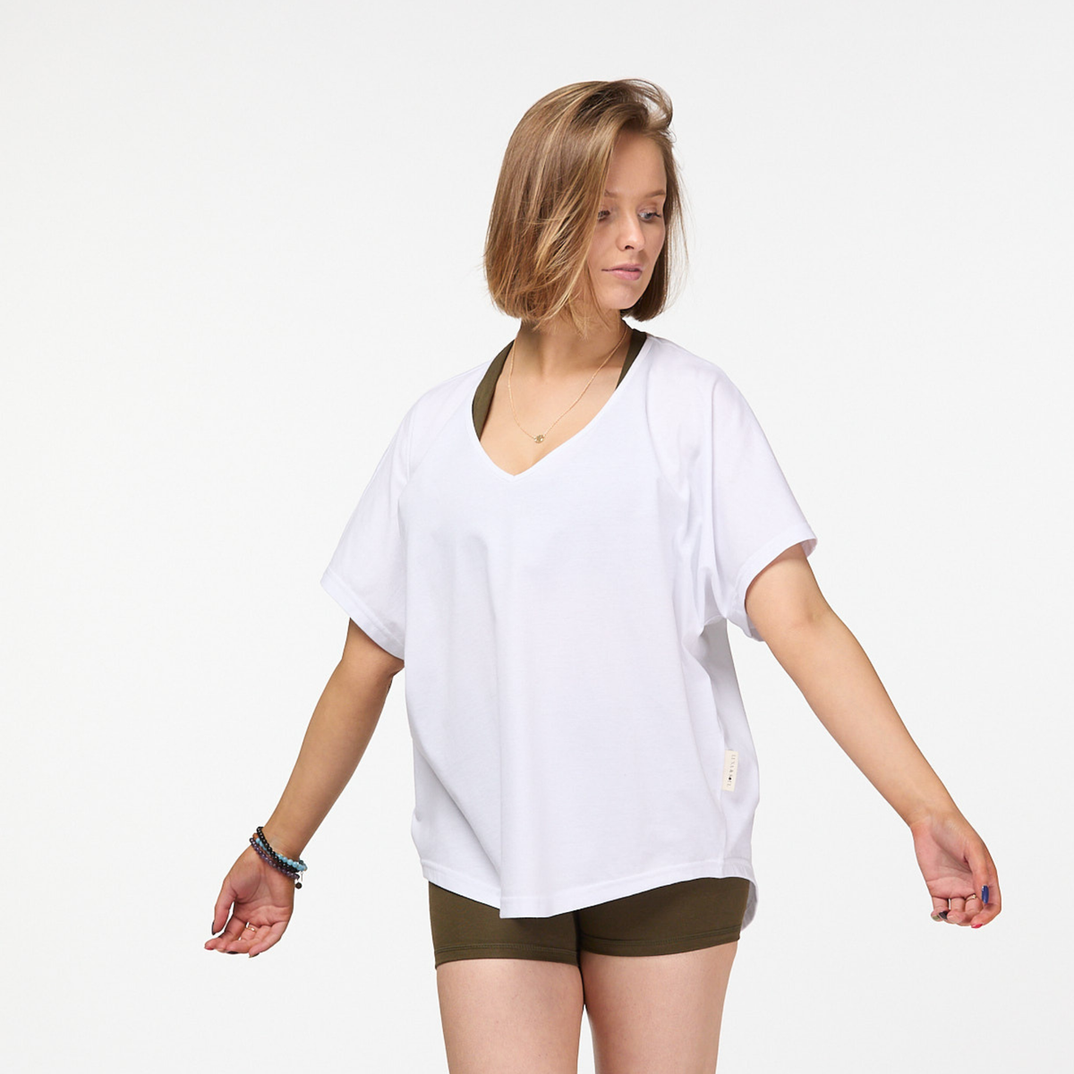 White Women&#39;s Organic Cotton  T-Shirt Luna &amp; Soul Australia