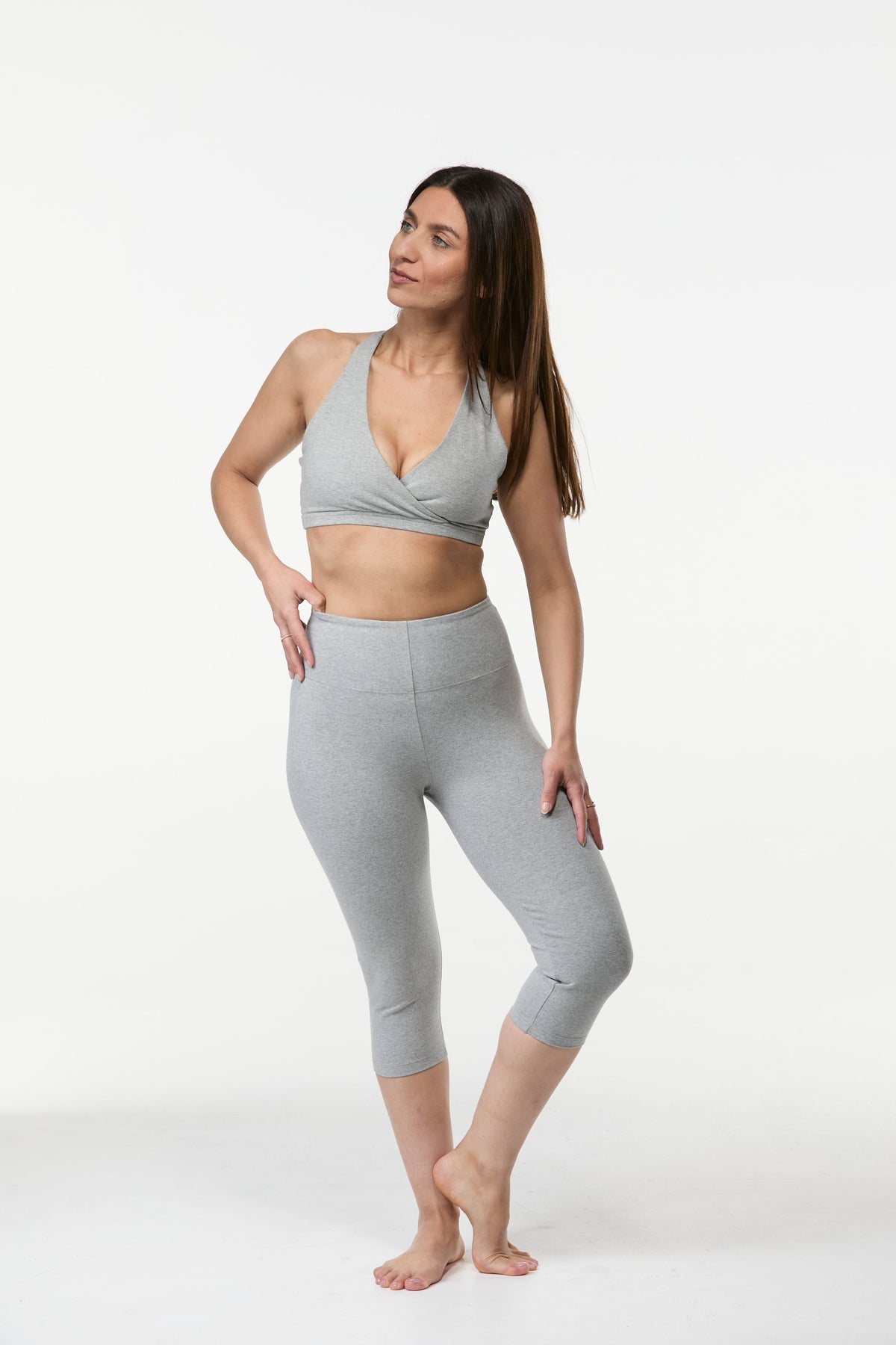 Full Outfit Cropped Leggings Grey
