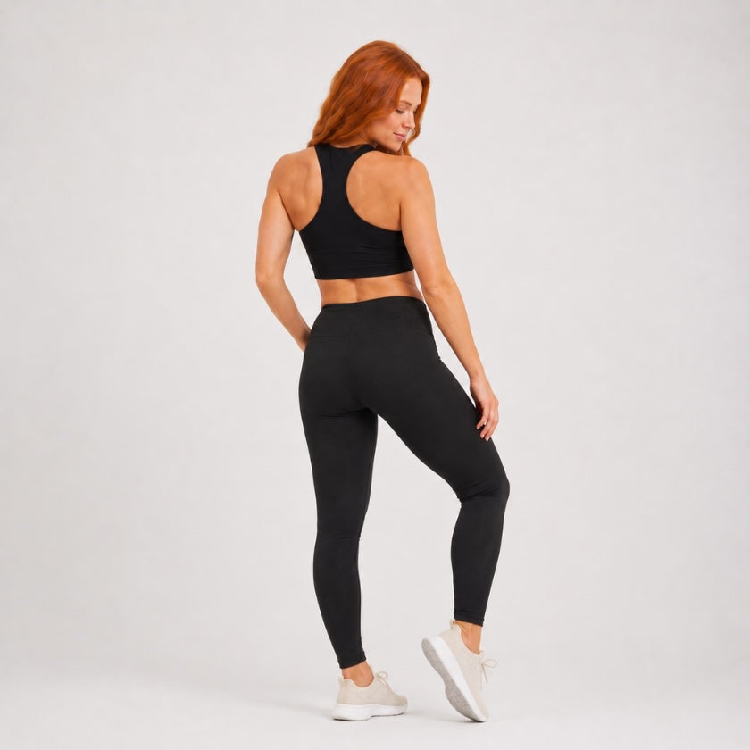 Luna &amp; Soul Asana Fem Bra in black.