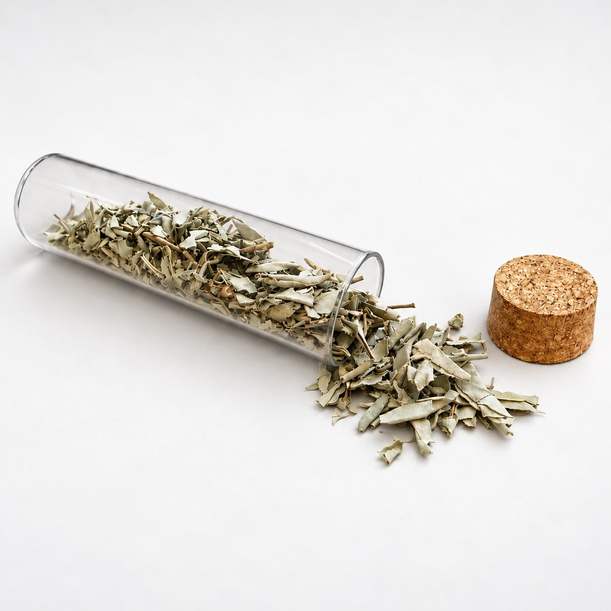 Luna &amp; Soul loose white sage in a reusable glass jar containing 20g of natural white sage for meditation, mindfulness and smoke cleansing rituals.
