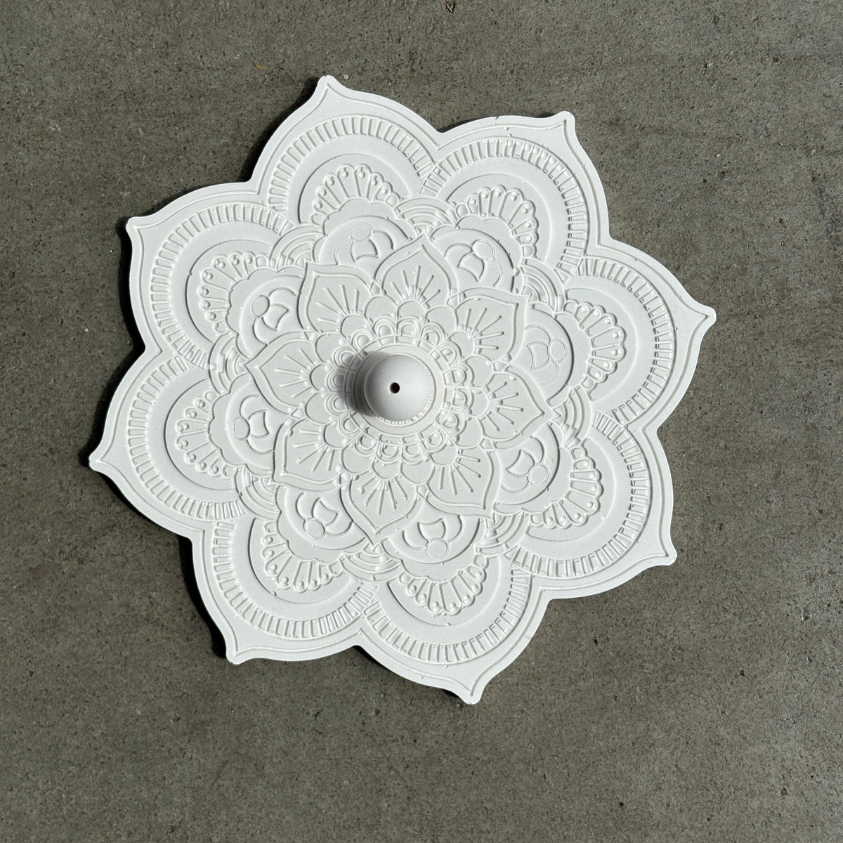 White mandala incense holder handcrafted with detailed floral pattern by Luna and Soul