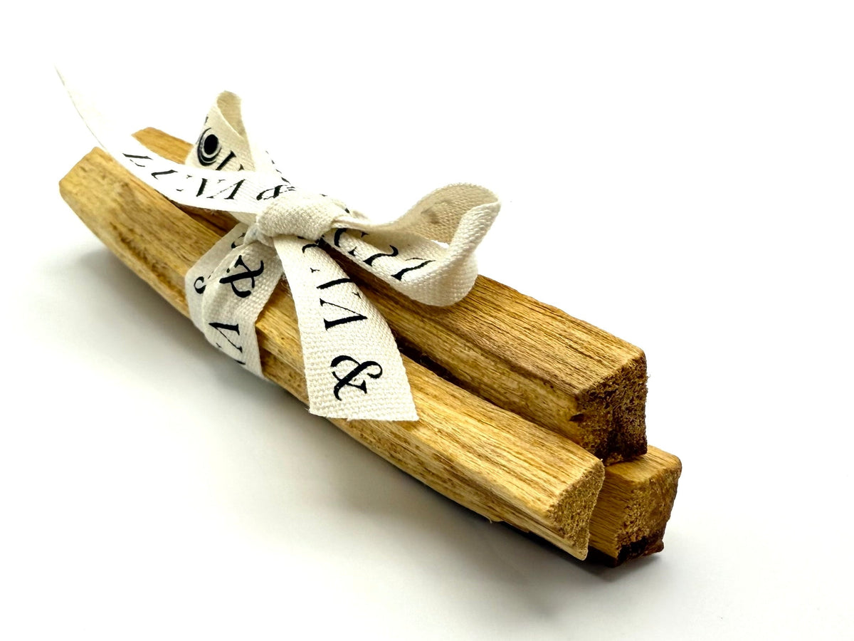Palo Santo Holy Wood Bundle 3 Sticks