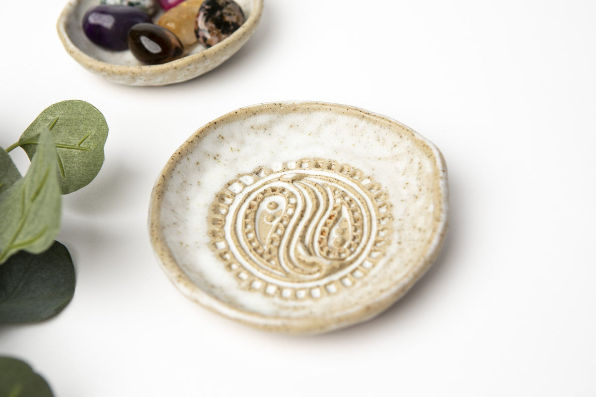 Ceramic Ritual Smudge Plate - Yin Yang | Luna &amp; Soul Organic Yoga Wear