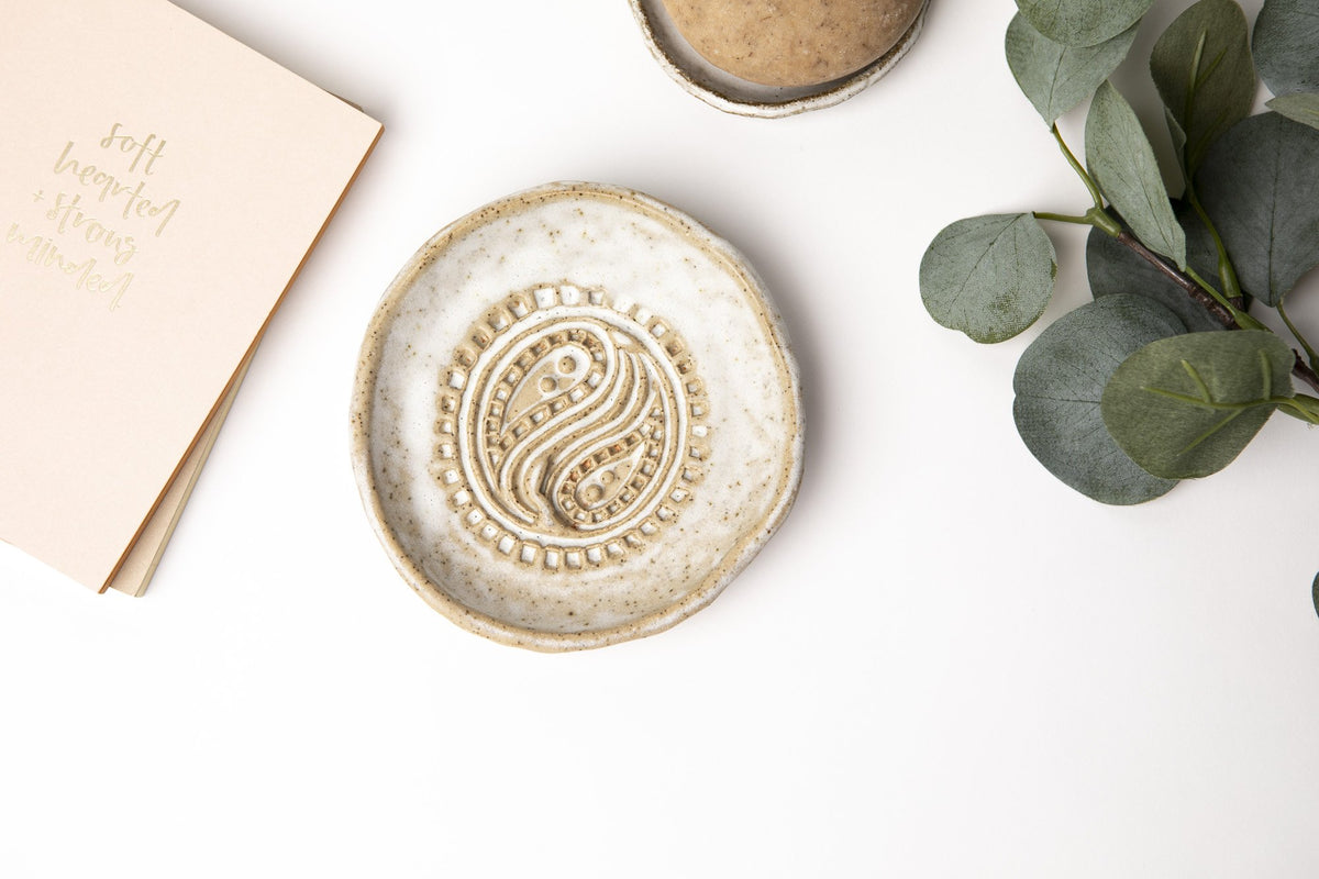 Ceramic Ritual Smudge Plate - Yin Yang | Luna &amp; Soul Organic Yoga Wear